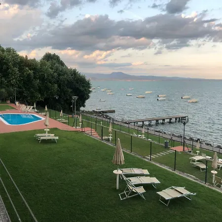 Gardazzurro Lago Di Garda Hotel apartamentowy