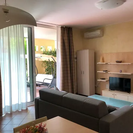 Gardazzurro Lago Di Garda Hotel apartamentowy